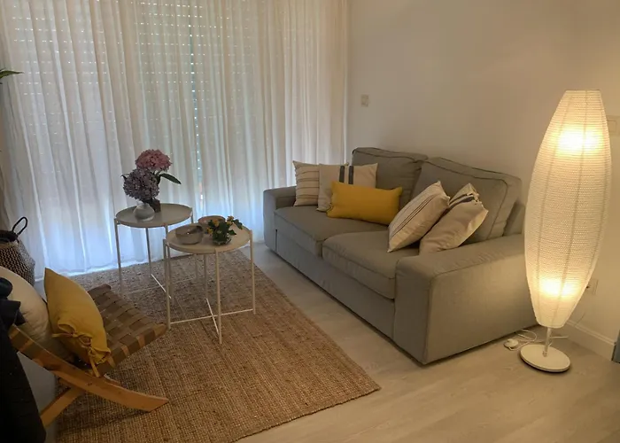 Apartamento Sanxenxo Апартаменты *